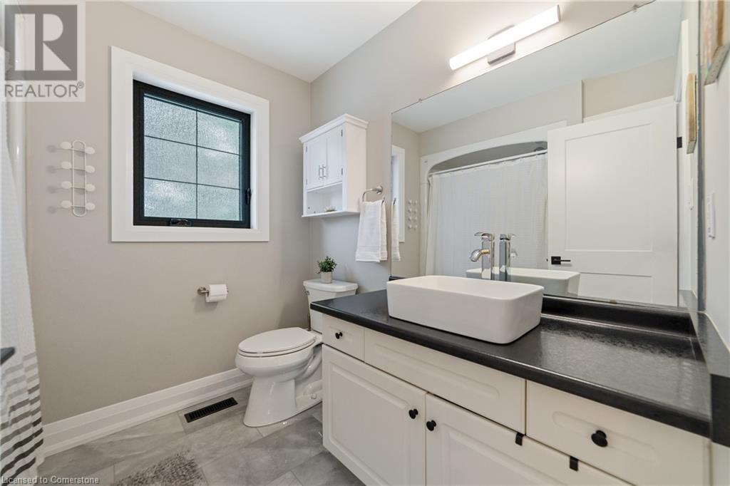 35 Garden Drive, Grimsby, Ontario  L3M 3X8 - Photo 22 - 40736566