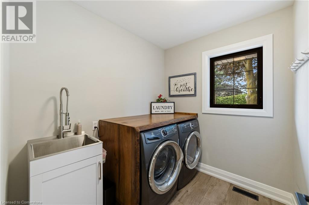 35 Garden Drive, Grimsby, Ontario  L3M 3X8 - Photo 16 - 40736566