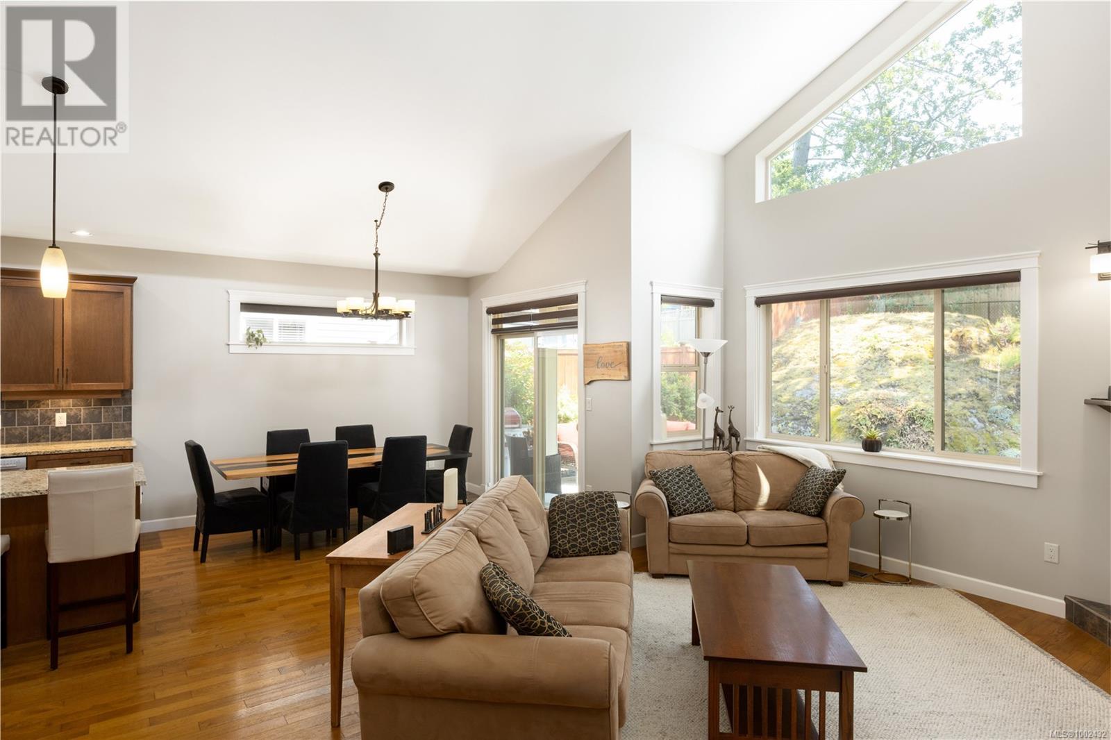 2568 Jeanine Dr, Langford, British Columbia  V9B 4X9 - Photo 6 - 1002432