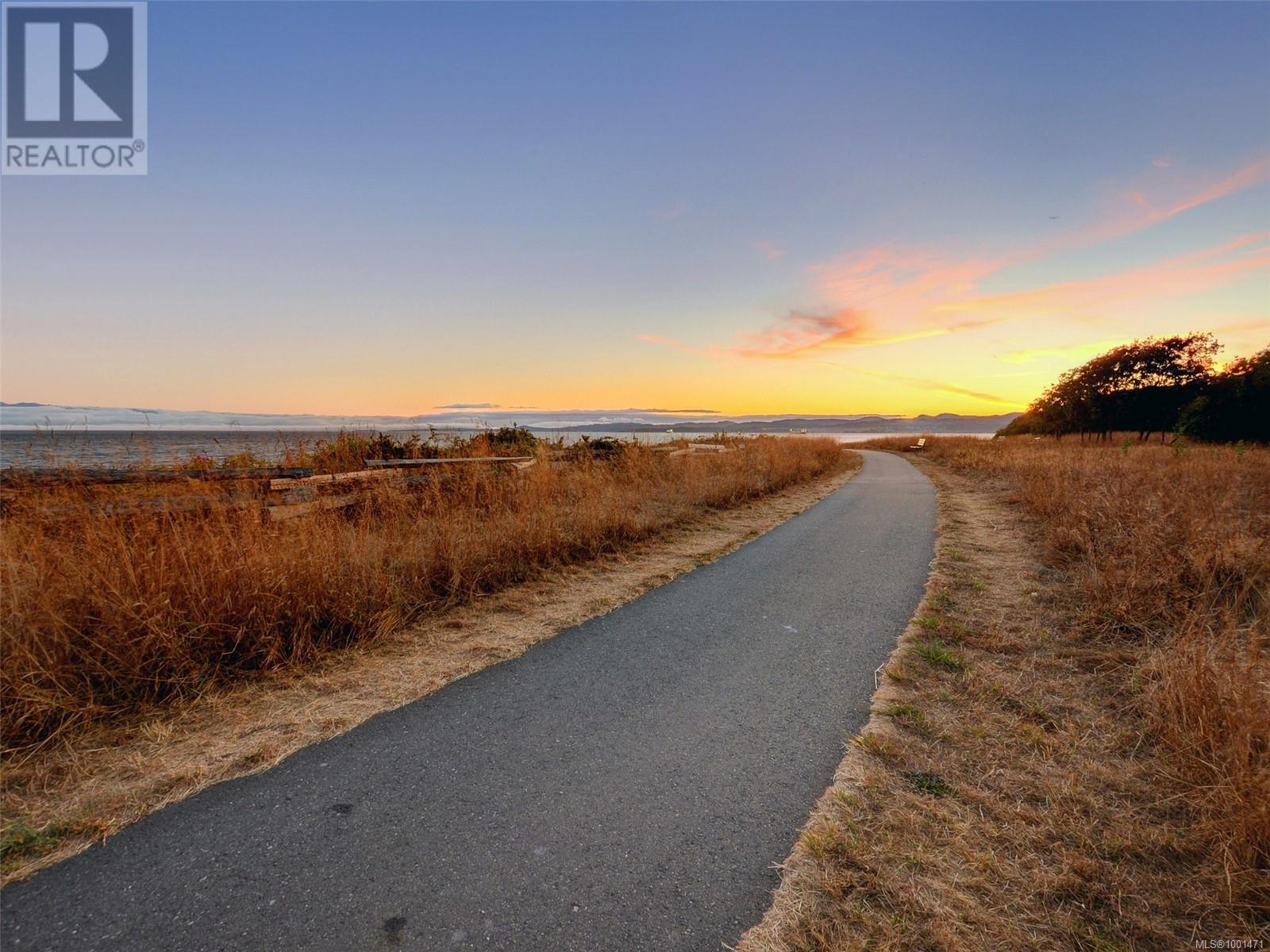 1404 989 Johnson St, Victoria, British Columbia  V8V 0E3 - Photo 32 - 1001471