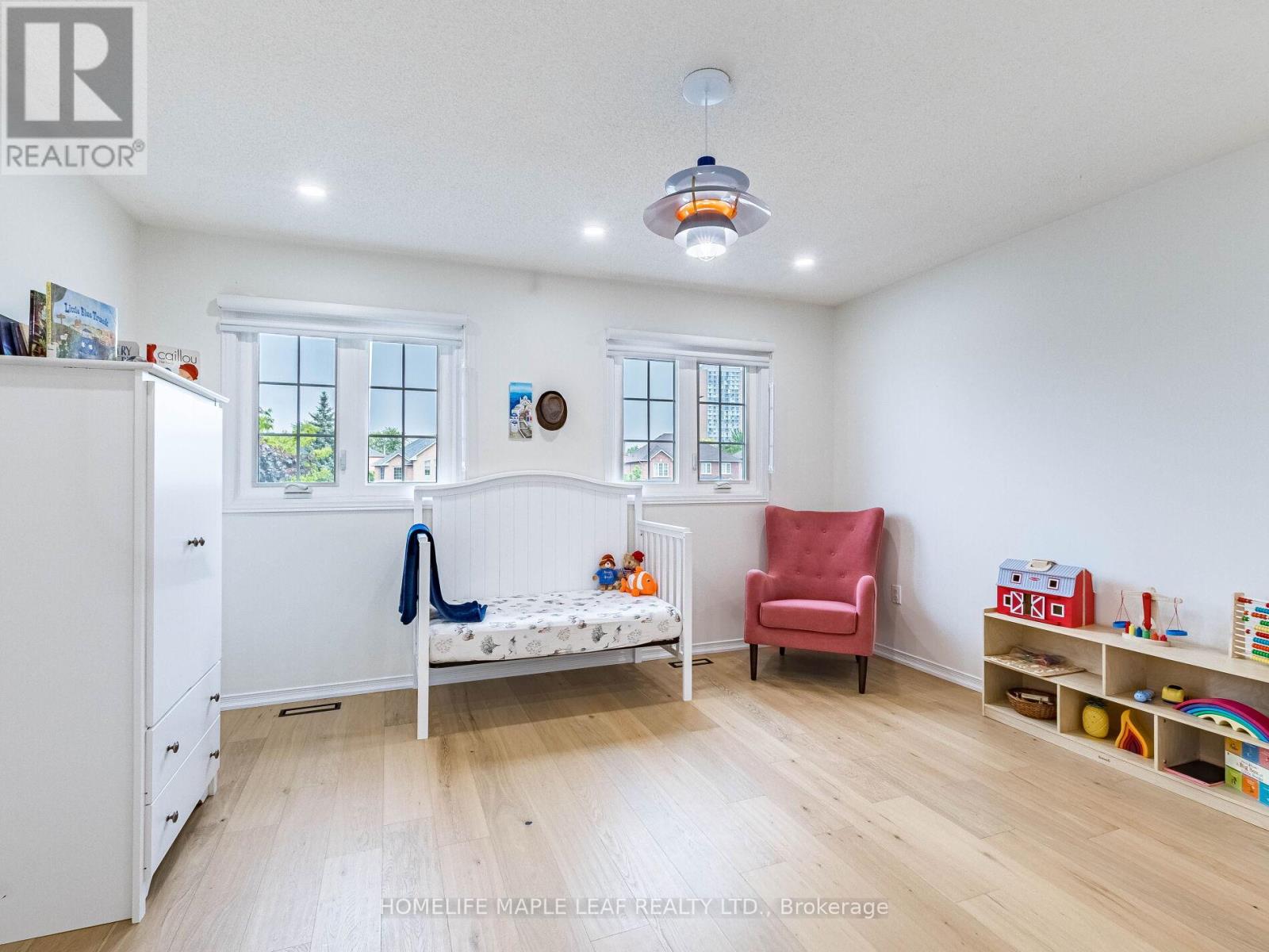 165 Bristol Road E, Mississauga, Ontario  L4Z 3V3 - Photo 32 - W12187392