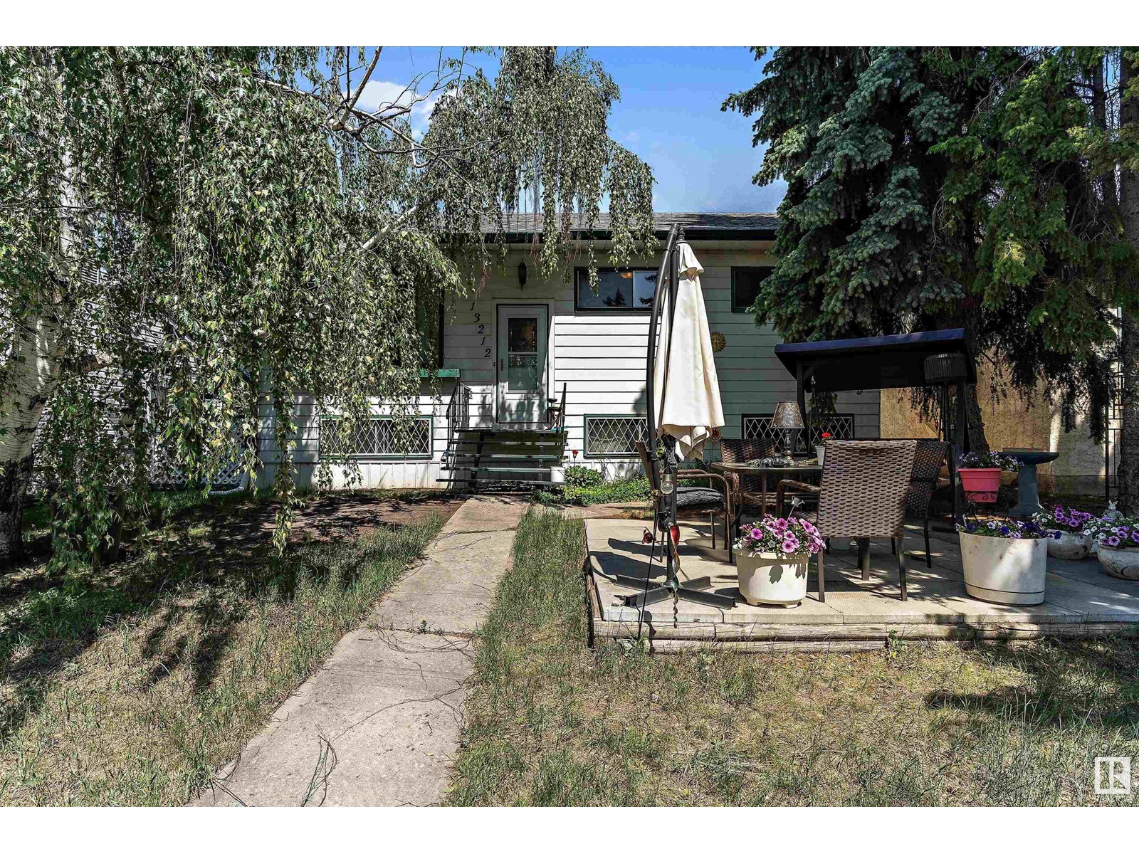 Property at 13212 128 AV NW image