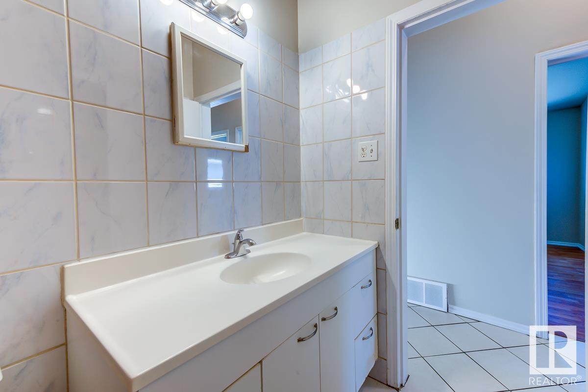 9516 - 9518 127 Av Nw, Edmonton, Alberta  T5E 0B6 - Photo 56 - E4440811
