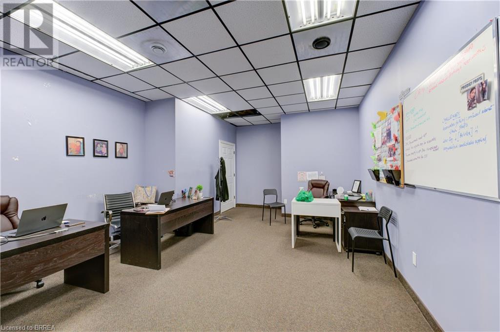 515 Park Road N Unit# 1, Brantford, Ontario  N3R 7K8 - Photo 14 - 40735670