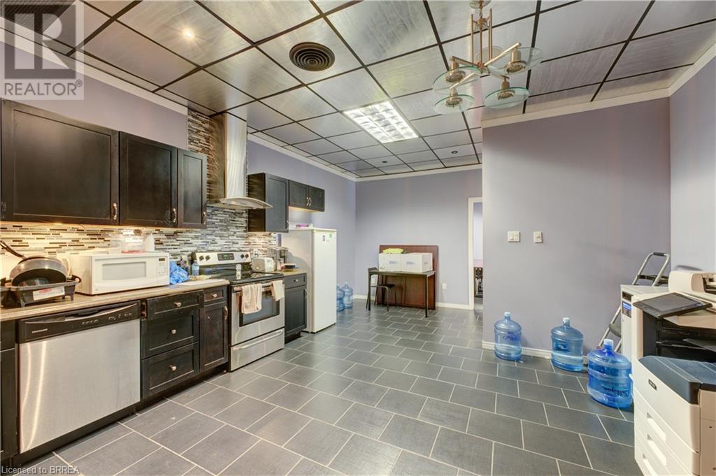 515 Park Road N Unit# 1, Brantford, Ontario  N3R 7K8 - Photo 16 - 40735670