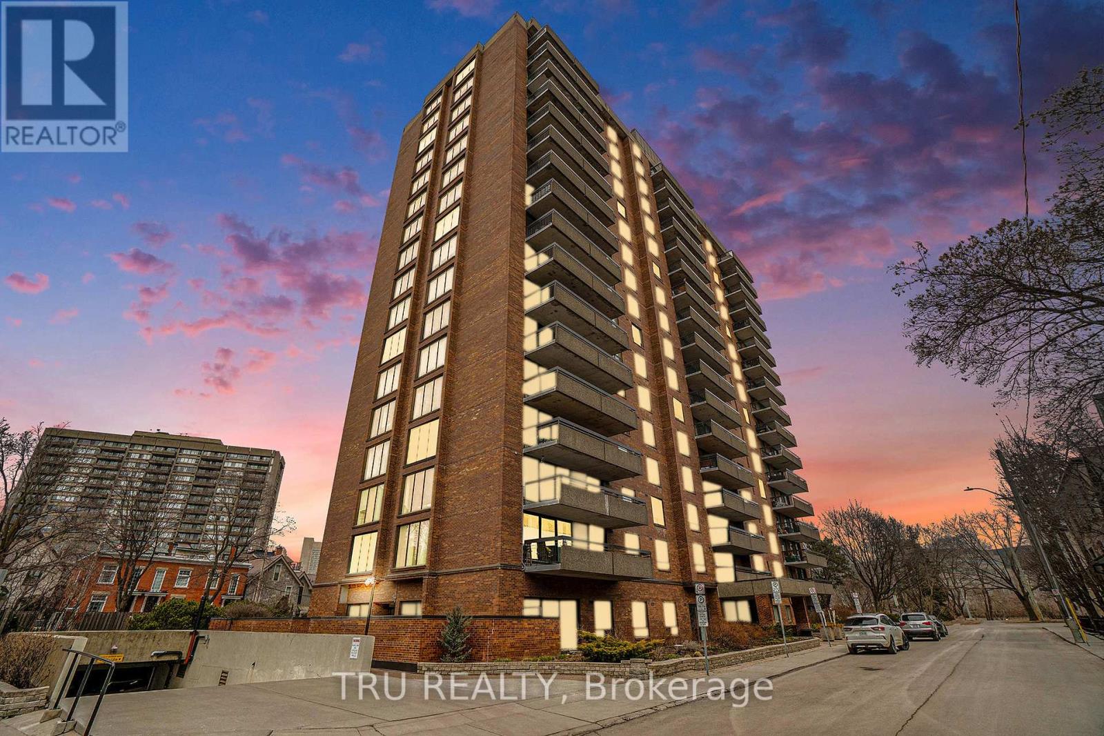 905 - 20 THE DRIVEWAY DRIVE, Ottawa, Ontario