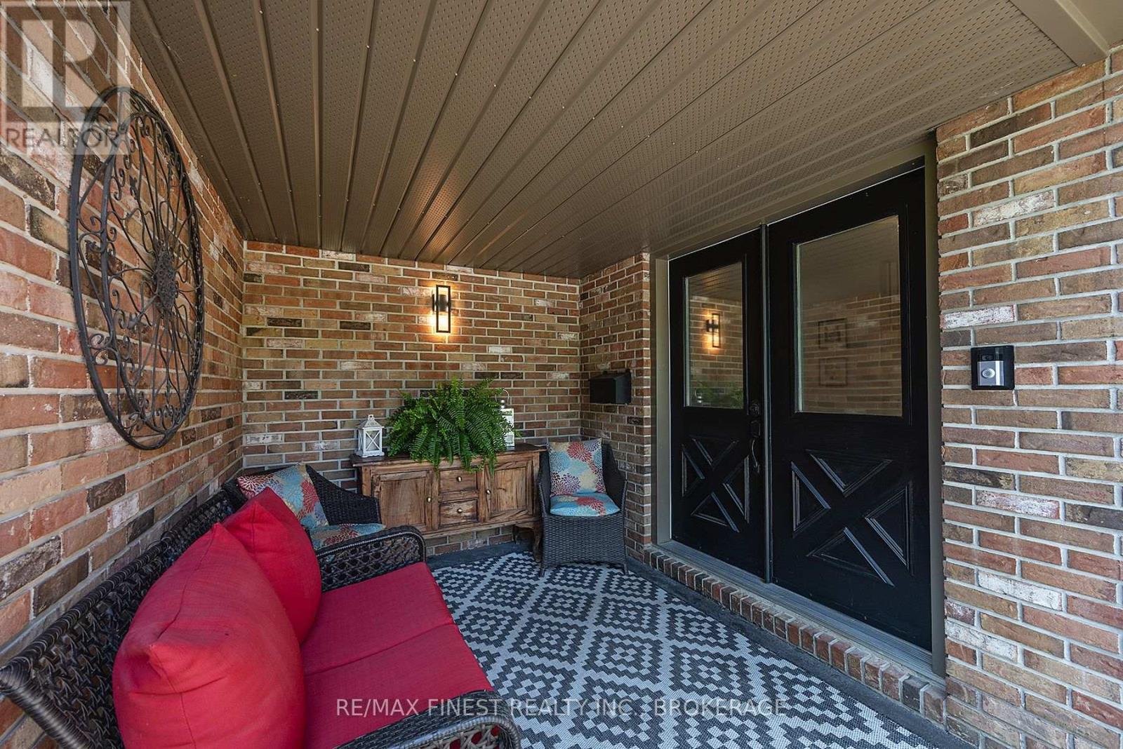 819 Safari Drive, Kingston, Ontario  K7M 6W2 - Photo 4 - X12202022