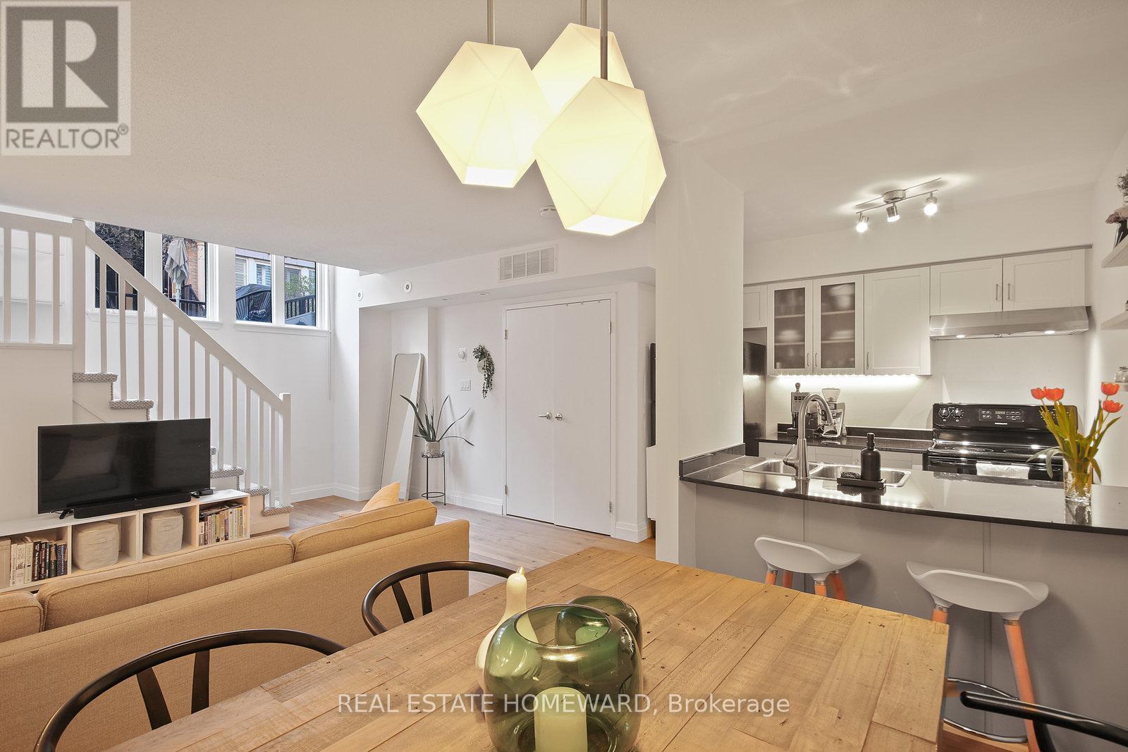 429 - 34 WESTERN BATTERY ROAD, Toronto, Ontario
