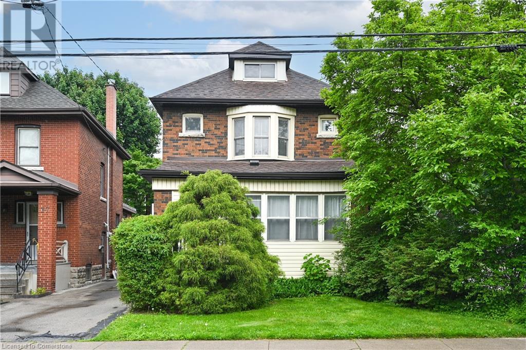 Property at 21 PAISLEY Avenue S image 2