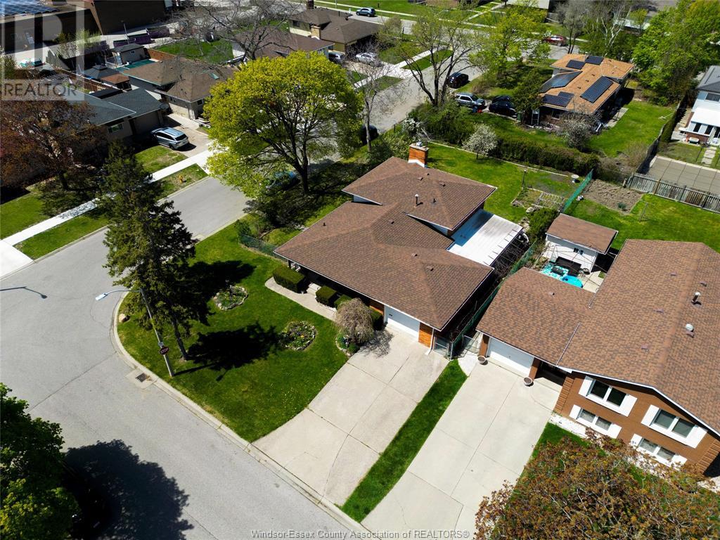 9610 Asgard Road, Windsor, Ontario  N8R 1E2 - Photo 26 - 25014335