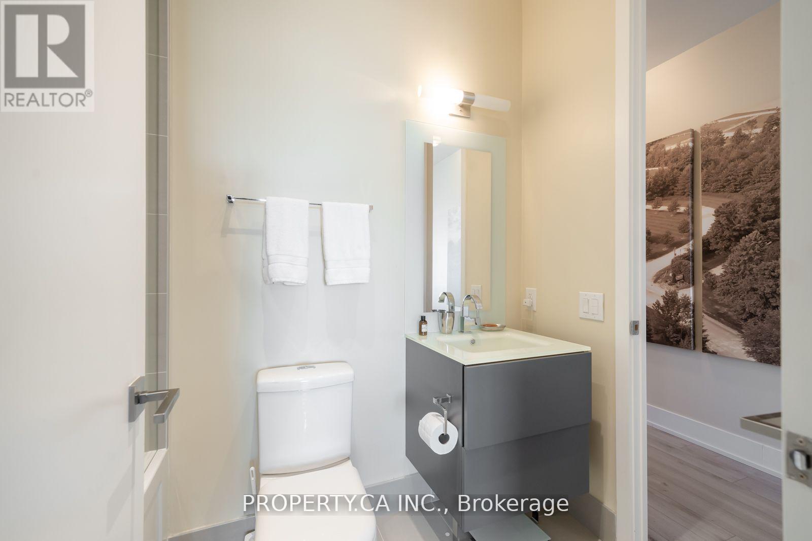 1728 - 111 St Clair Avenue W, Toronto, Ontario  M4V 1N5 - Photo 12 - C12201769