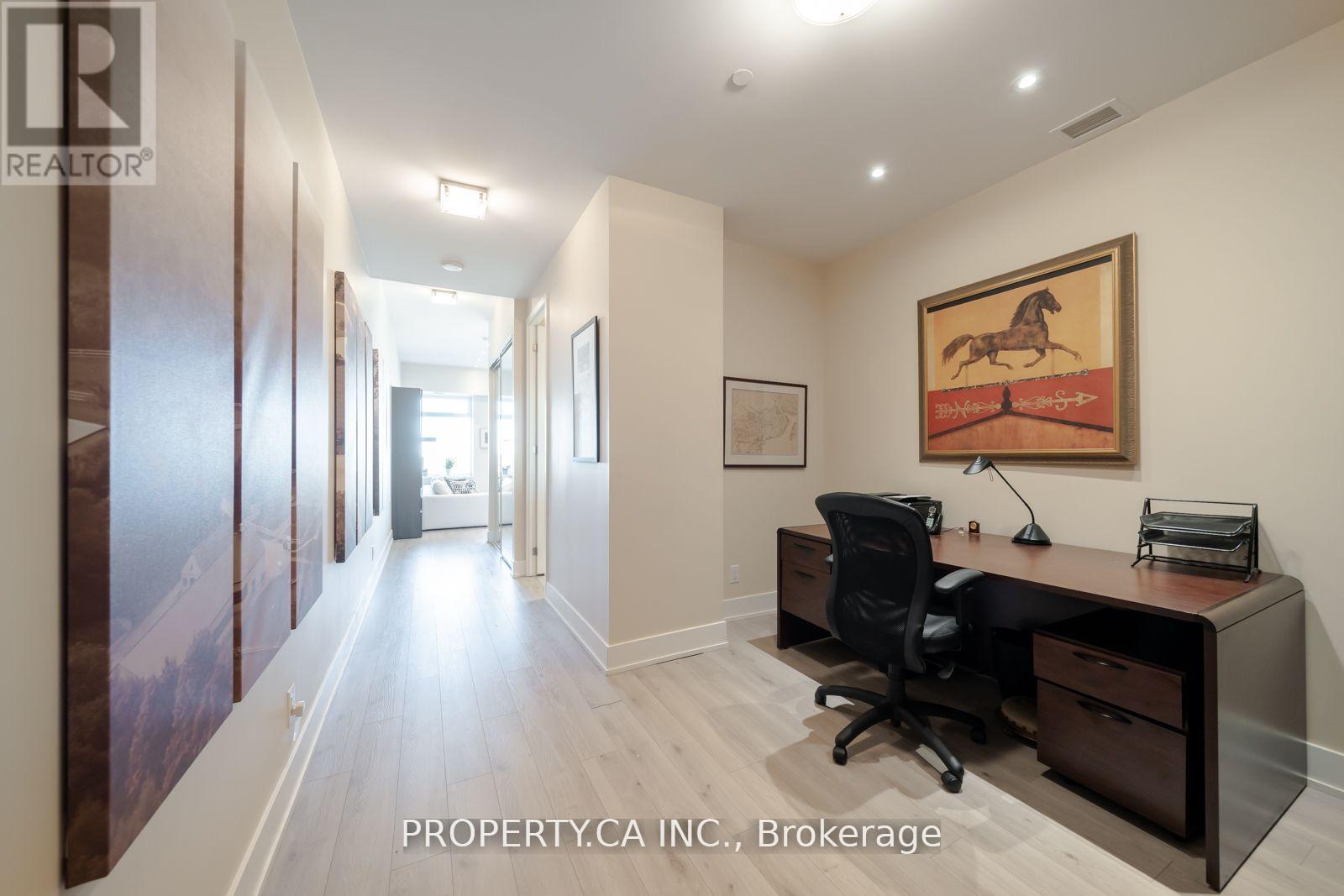 1728 - 111 St Clair Avenue W, Toronto (Yonge-St. Clair), Ontario  M4V 1N5 - Photo 16 - C12201769