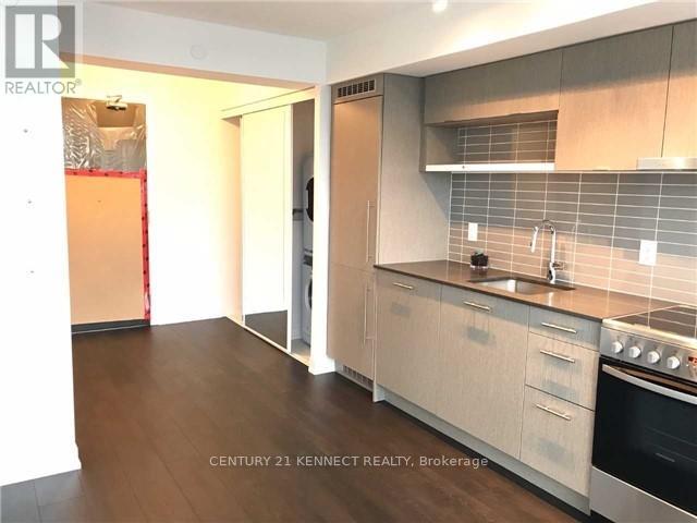 2004 - 365 Church Street, Toronto, Ontario  M5B 1Z9 - Photo 3 - C12201795