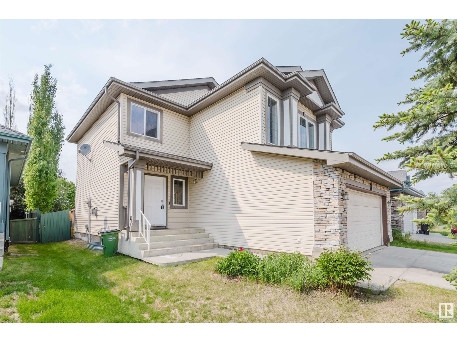 Property at 2611 HANNA CR NW image 3