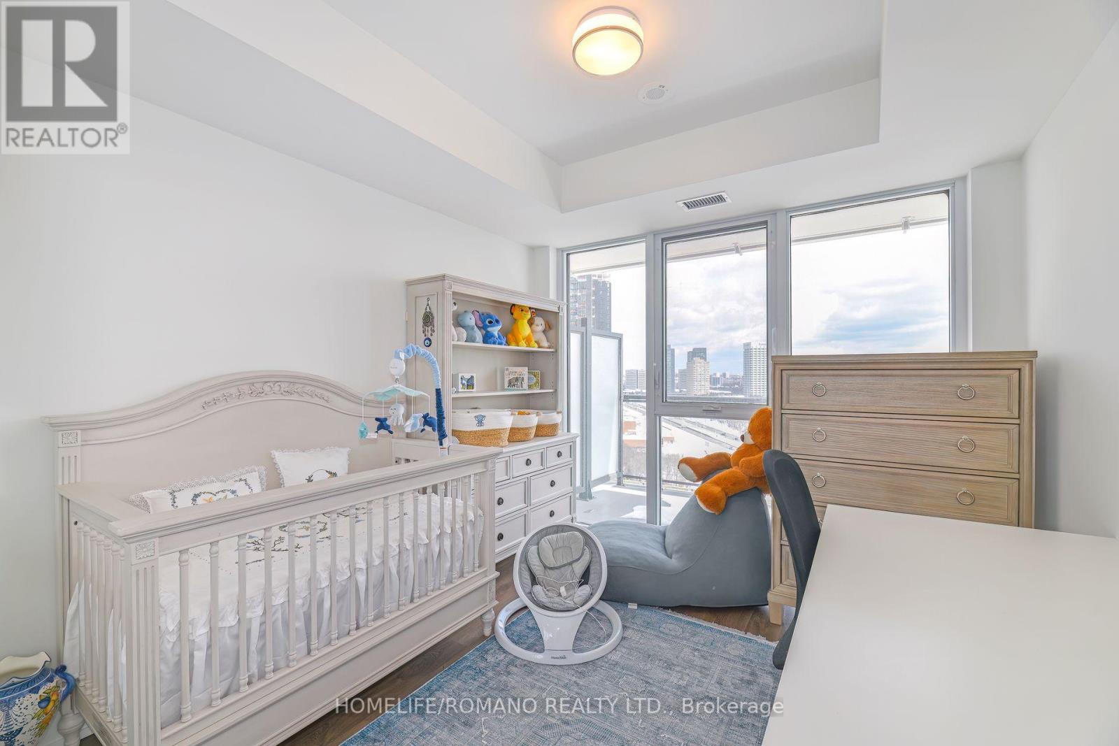 1409 - 30 Inn On The Park Drive, Toronto, Ontario  M3C 0P7 - Photo 13 - C12201873