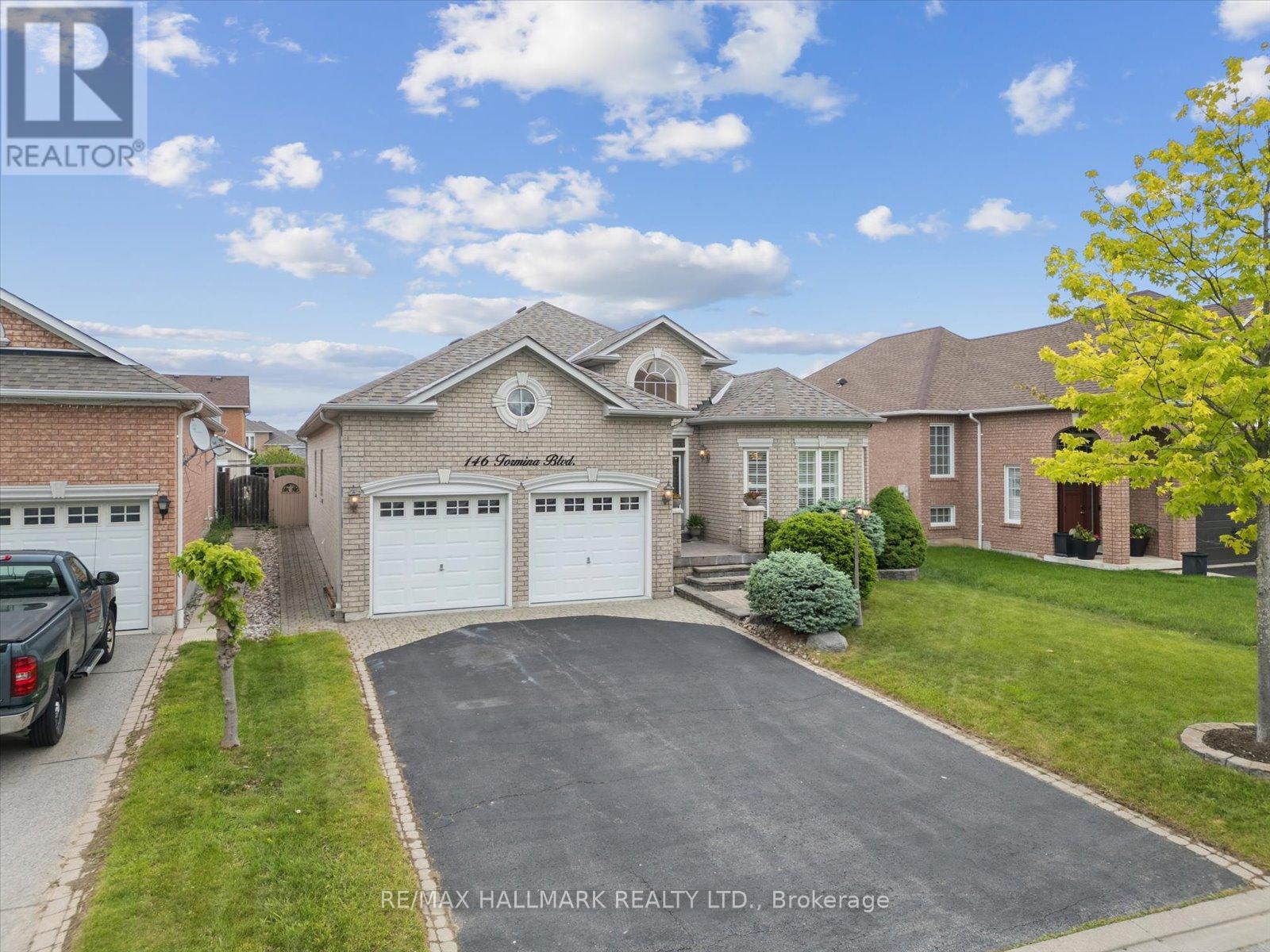 146 Tormina Boulevard, Whitby, Ontario  L1R 3R6 - Photo 2 - E12201823