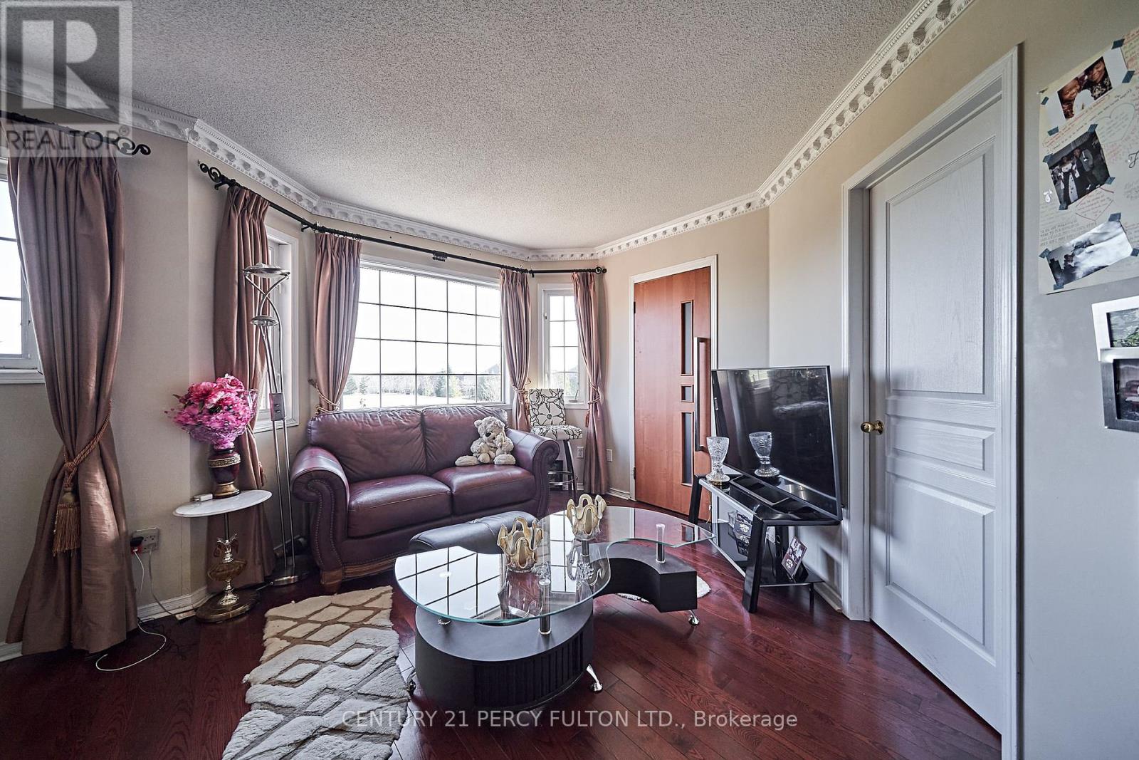 47 Vineyard Avenue, Whitby (Williamsburg), Ontario  L1P 1X5 - Photo 29 - E12201857