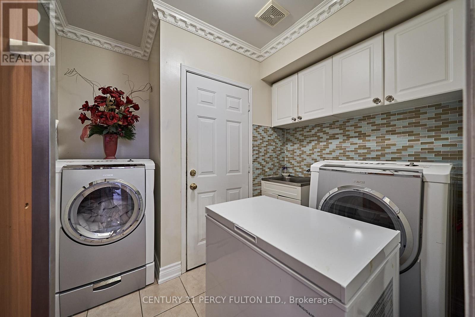 47 Vineyard Avenue, Whitby (Williamsburg), Ontario  L1P 1X5 - Photo 37 - E12201857