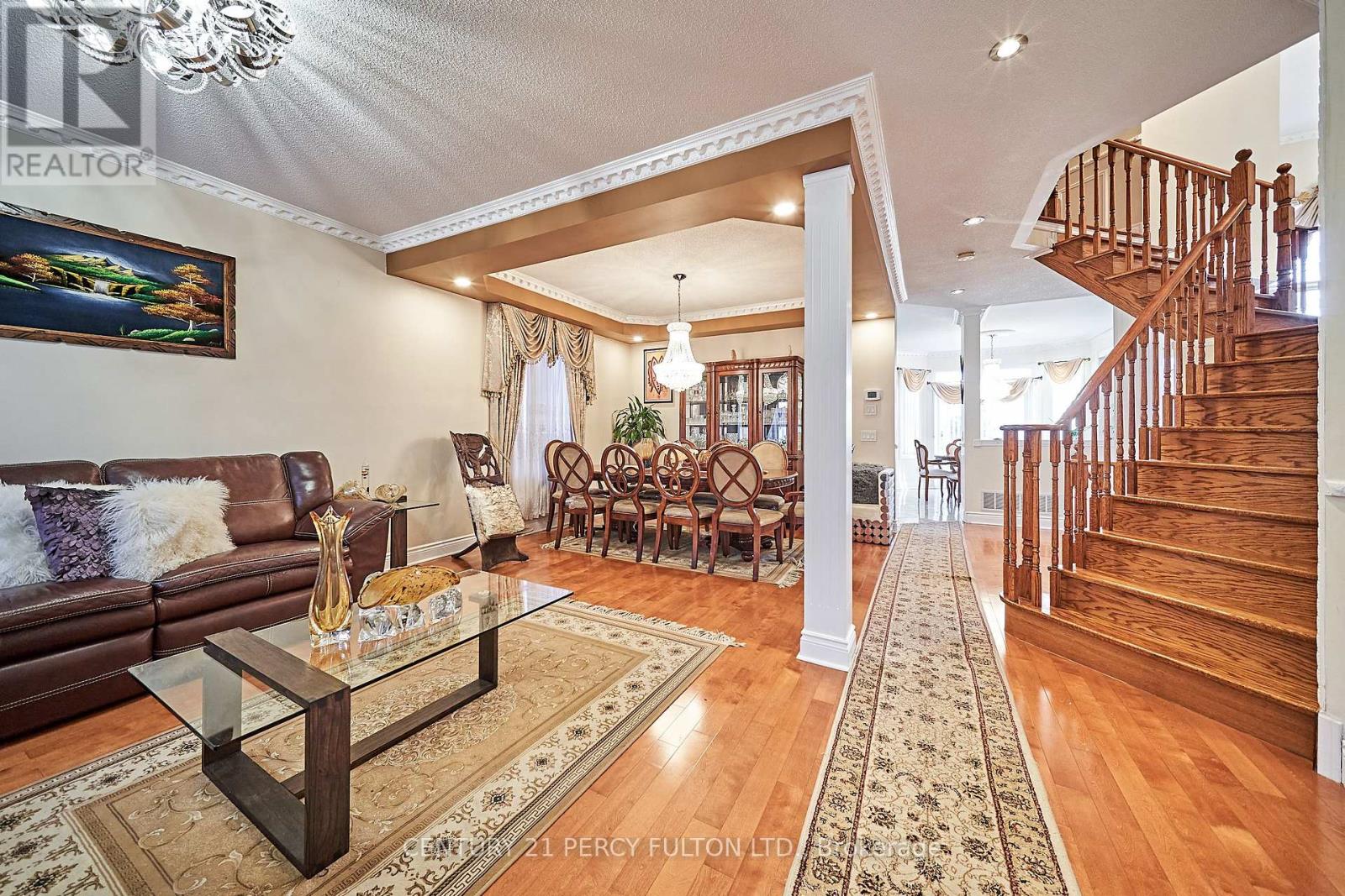 47 Vineyard Avenue, Whitby (Williamsburg), Ontario  L1P 1X5 - Photo 6 - E12201857
