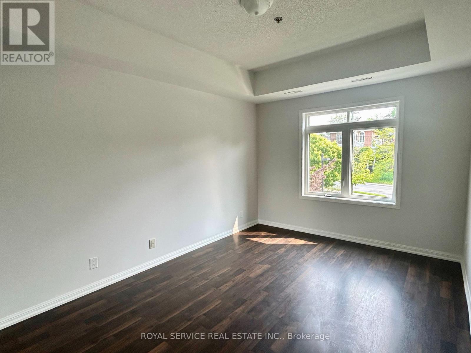 201 - 50 Mill Street N, Port Hope, Ontario  L1A 2T2 - Photo 12 - X12003682