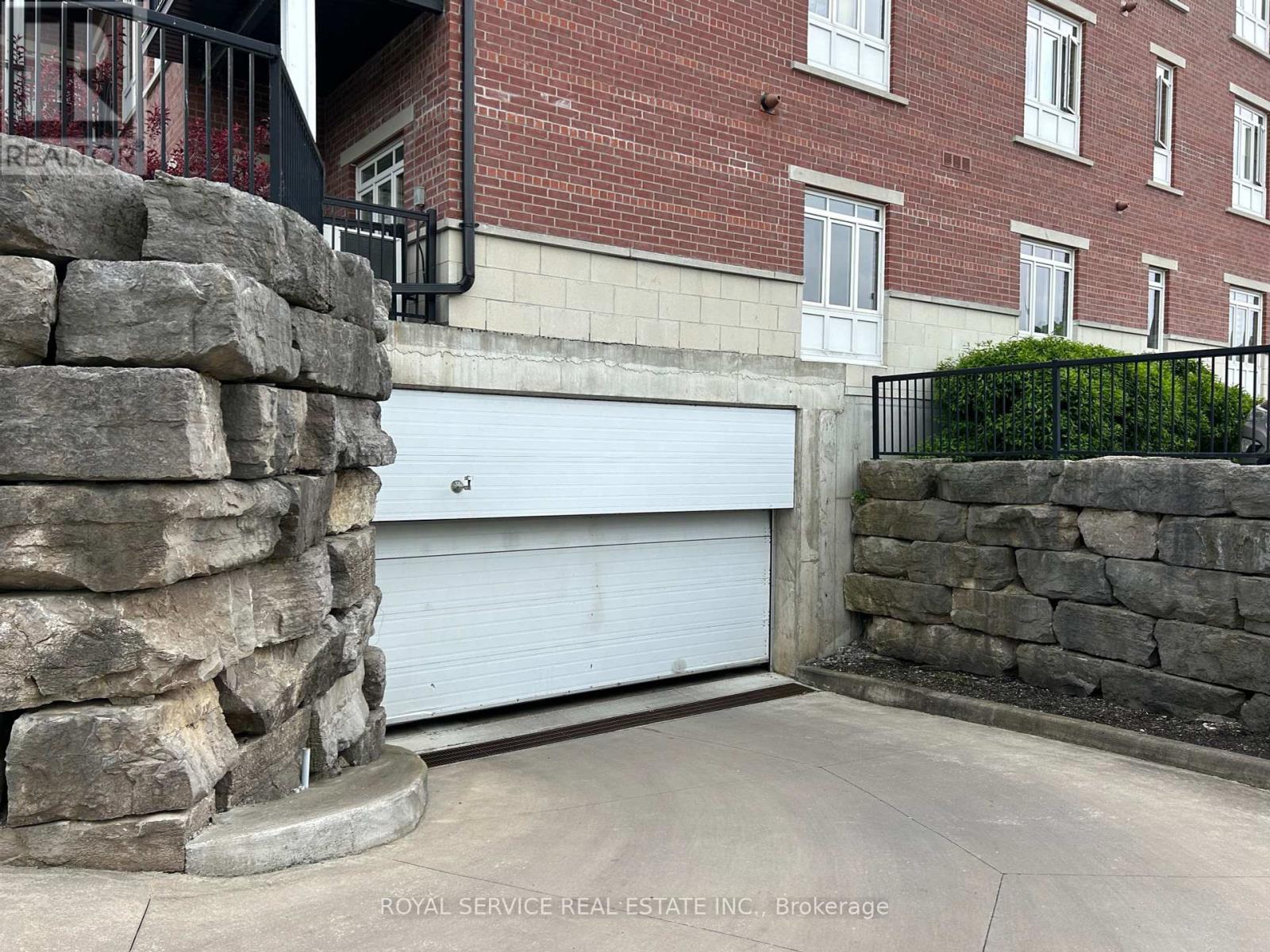 201 - 50 Mill Street N, Port Hope, Ontario  L1A 2T2 - Photo 28 - X12003682