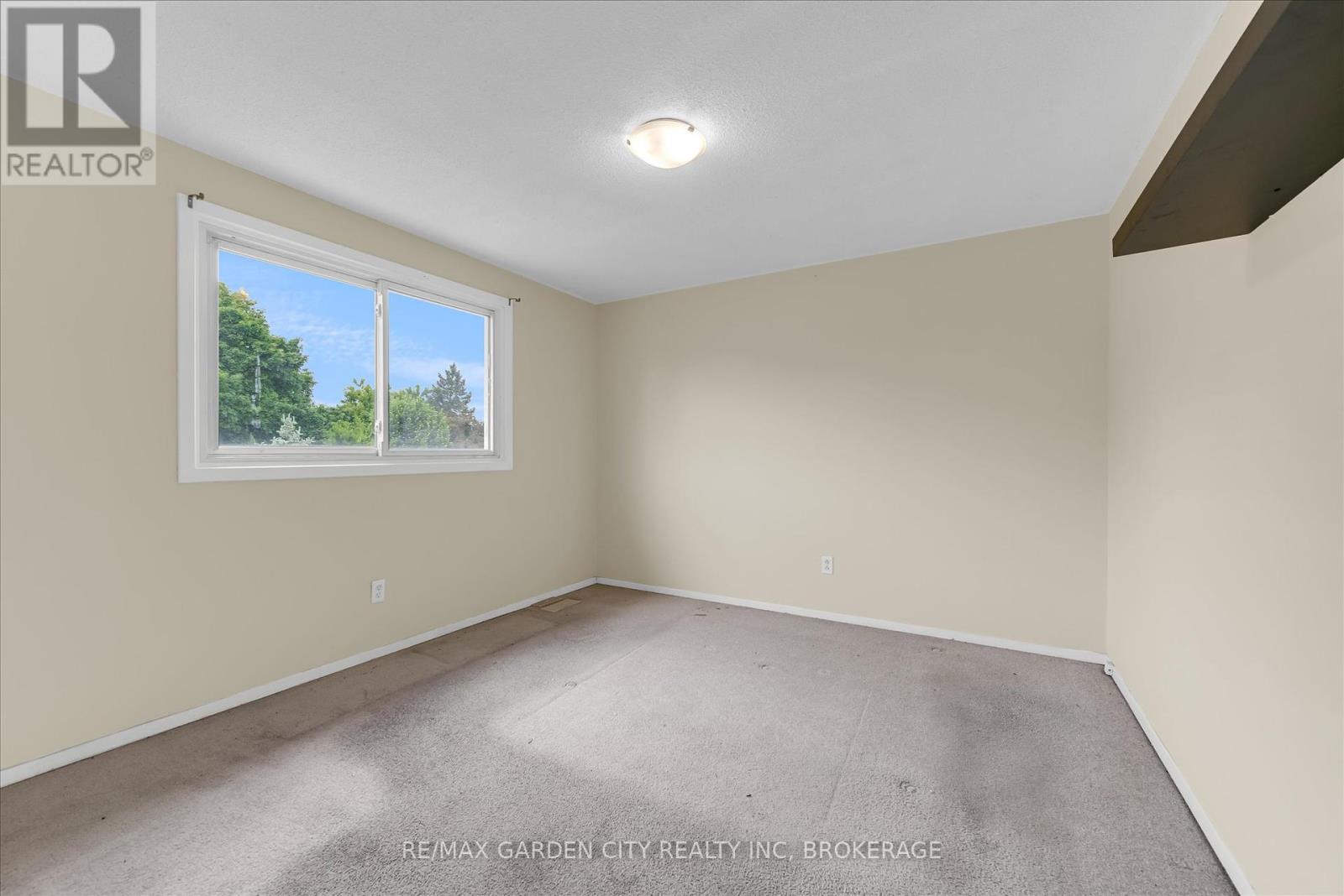 62 Ted Street, St. Catharines, Ontario  L2N 1E5 - Photo 14 - X12201906