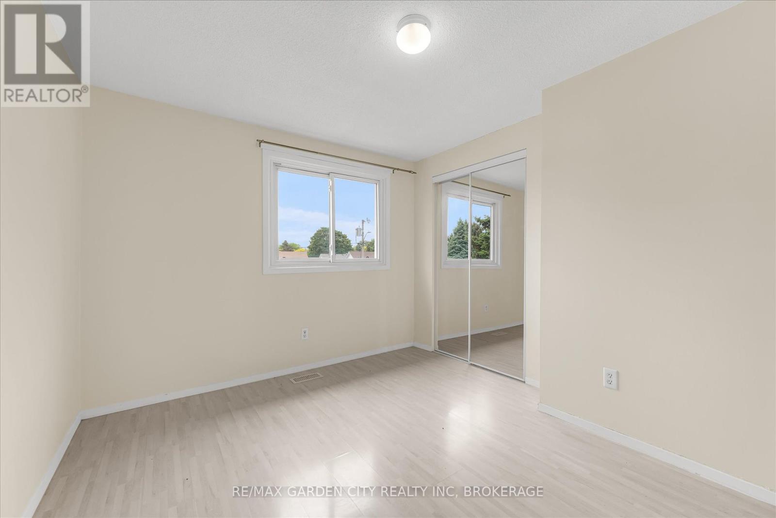 62 Ted Street, St. Catharines, Ontario  L2N 1E5 - Photo 18 - X12201906