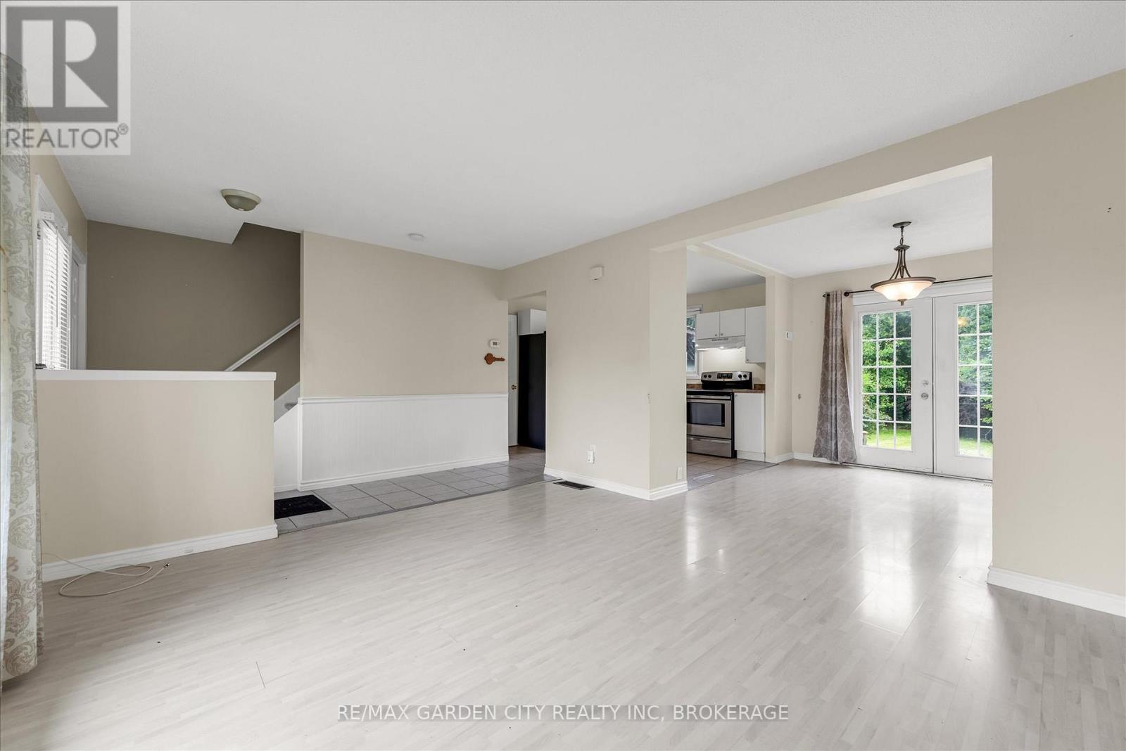 62 Ted Street, St. Catharines, Ontario  L2N 1E5 - Photo 7 - X12201906