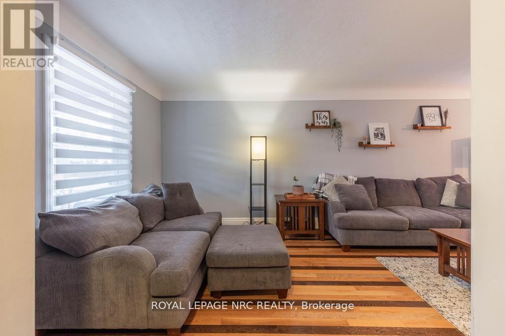 116 Lowell Avenue, St. Catharines, Ontario  L2R 2E2 - Photo 12 - X12201926