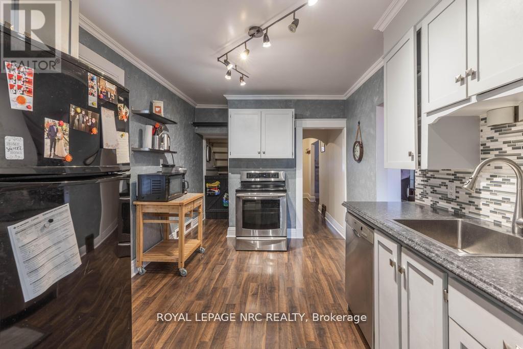 116 Lowell Avenue, St. Catharines, Ontario  L2R 2E2 - Photo 16 - X12201926