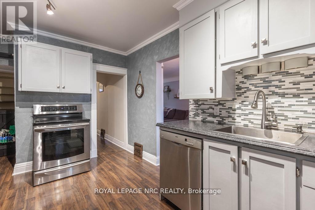 116 Lowell Avenue, St. Catharines, Ontario  L2R 2E2 - Photo 17 - X12201926