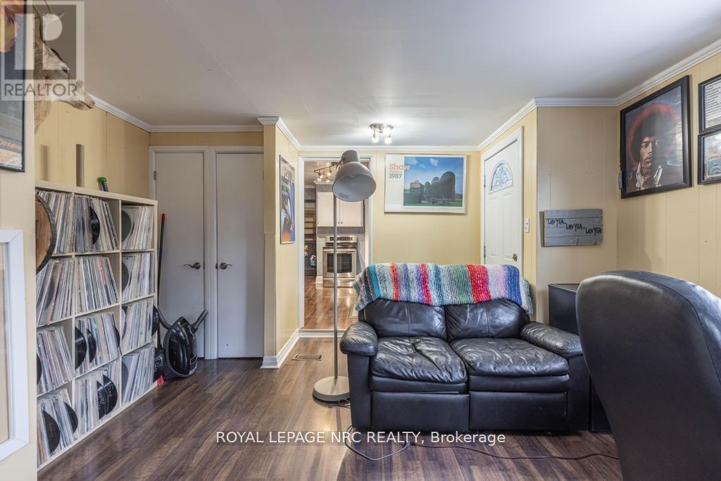 116 Lowell Avenue, St. Catharines, Ontario  L2R 2E2 - Photo 18 - X12201926