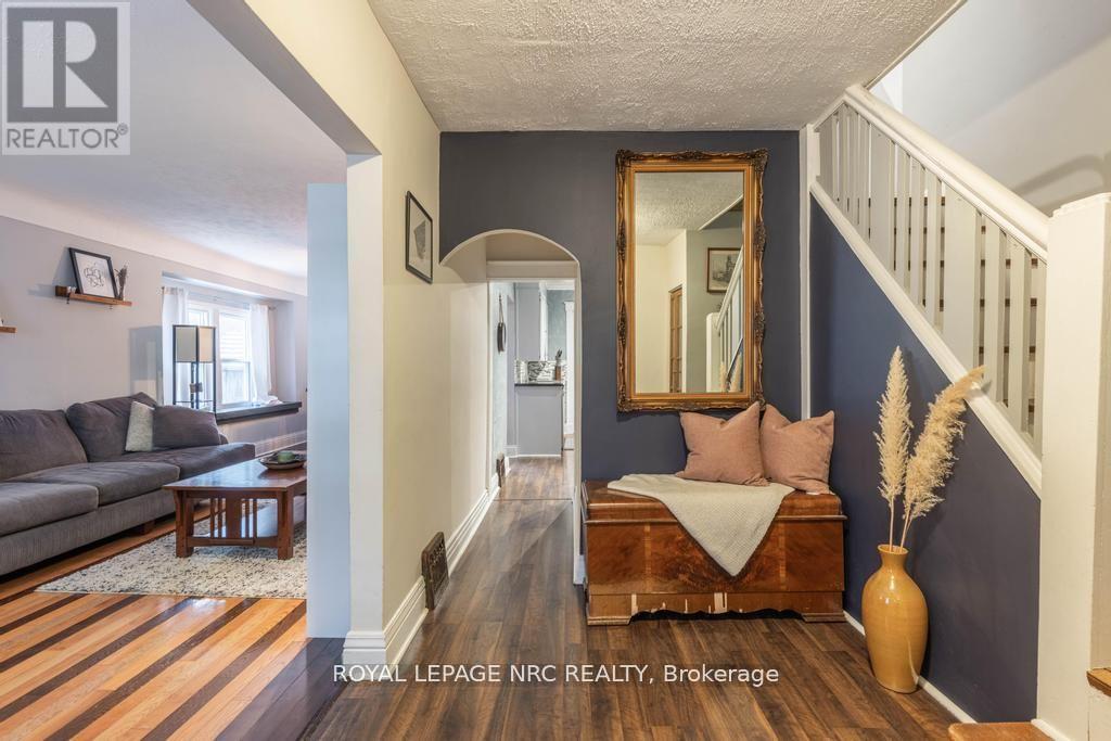 116 Lowell Avenue, St. Catharines, Ontario  L2R 2E2 - Photo 6 - X12201926