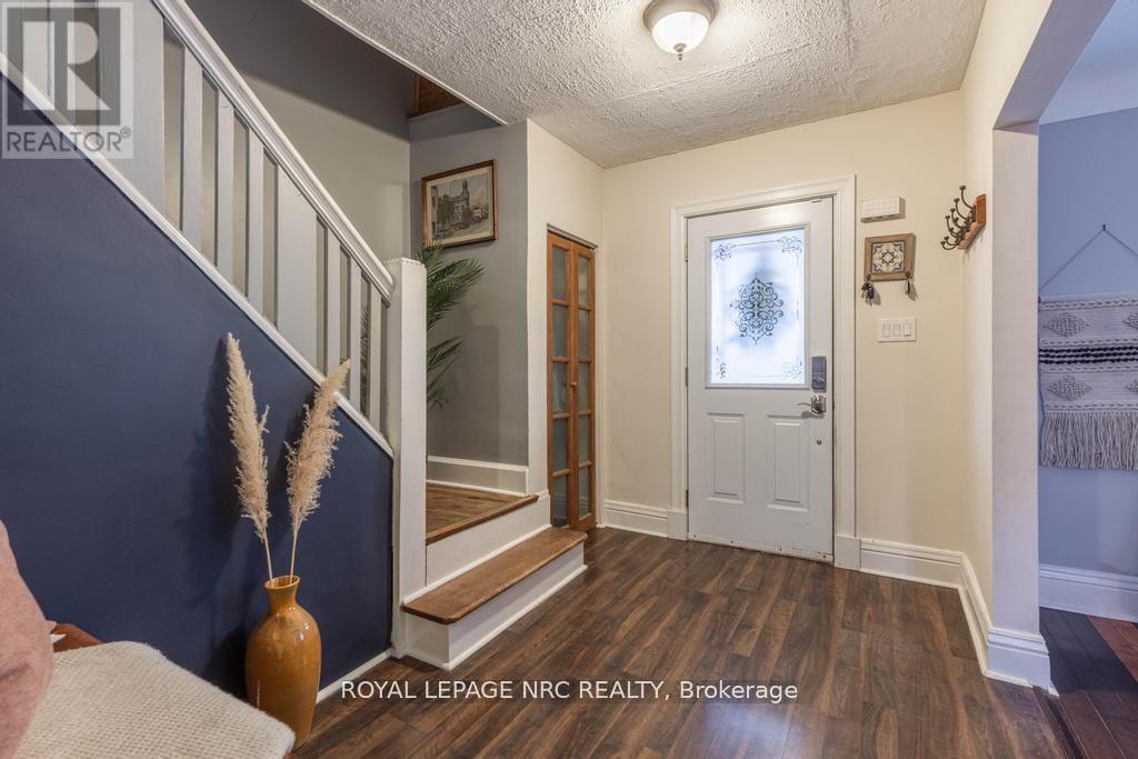 116 Lowell Avenue, St. Catharines, Ontario  L2R 2E2 - Photo 7 - X12201926