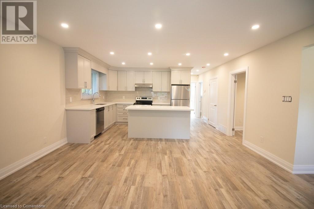 130 West 34th Street, Hamilton, Ontario  L9C 5K3 - Photo 5 - 40738314