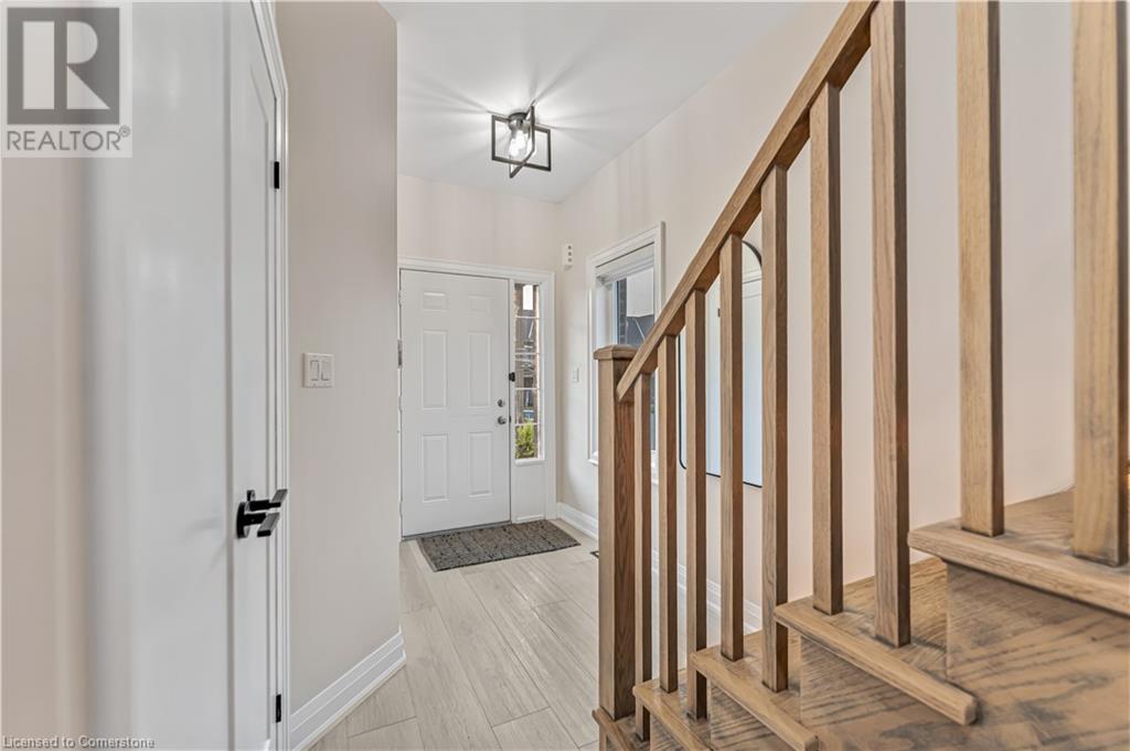 30 Bradbury Road, Stoney Creek, Ontario  L8J 0L1 - Photo 5 - 40738091
