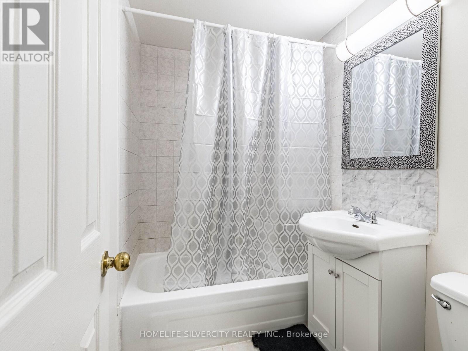 208 - 475 Bramalea Road, Brampton, Ontario  L6T 2X3 - Photo 33 - W12185361