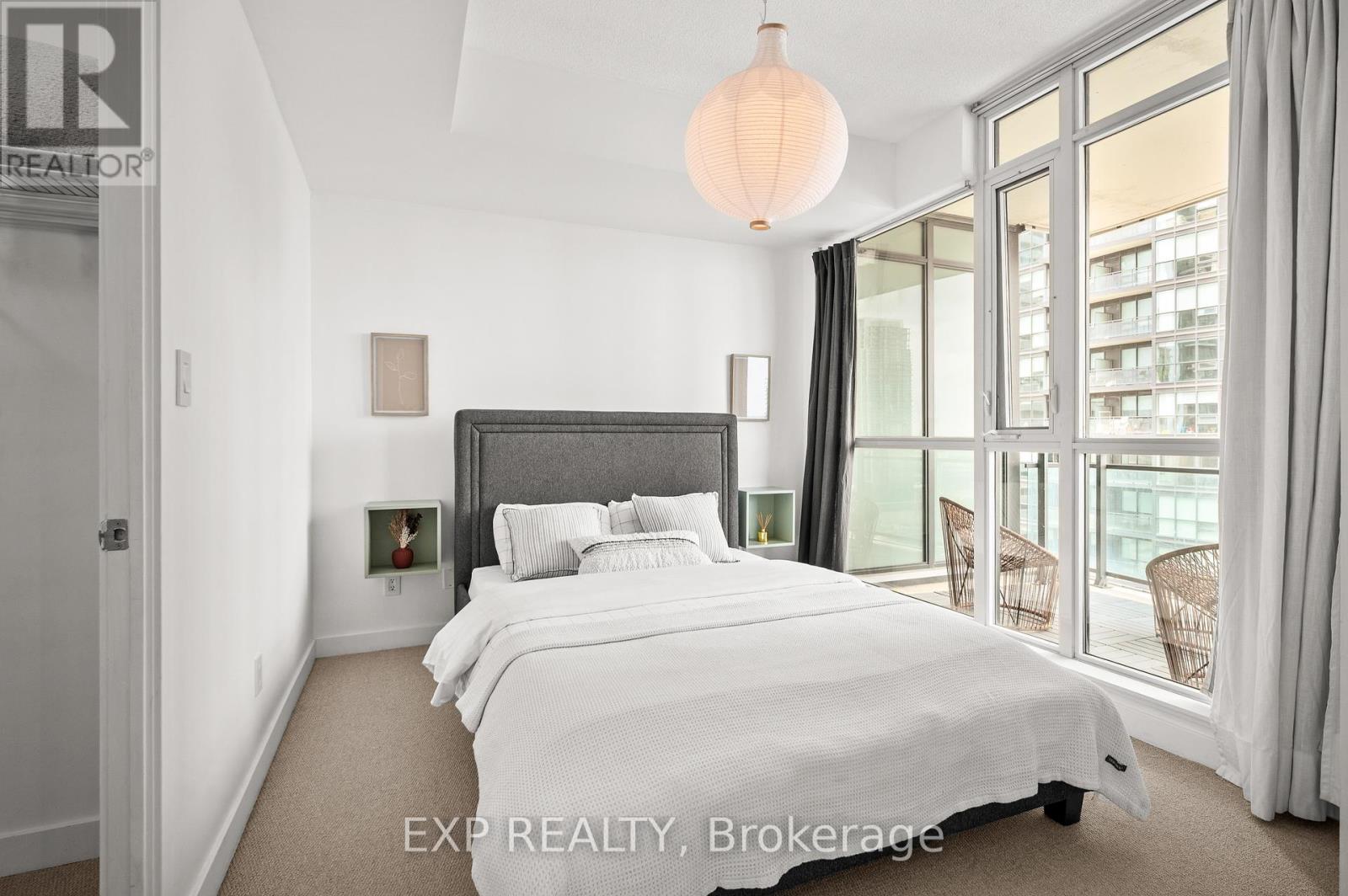 2103 - 4065 Brickstone Mews, Mississauga, Ontario  L5B 0G3 - Photo 17 - W12187361