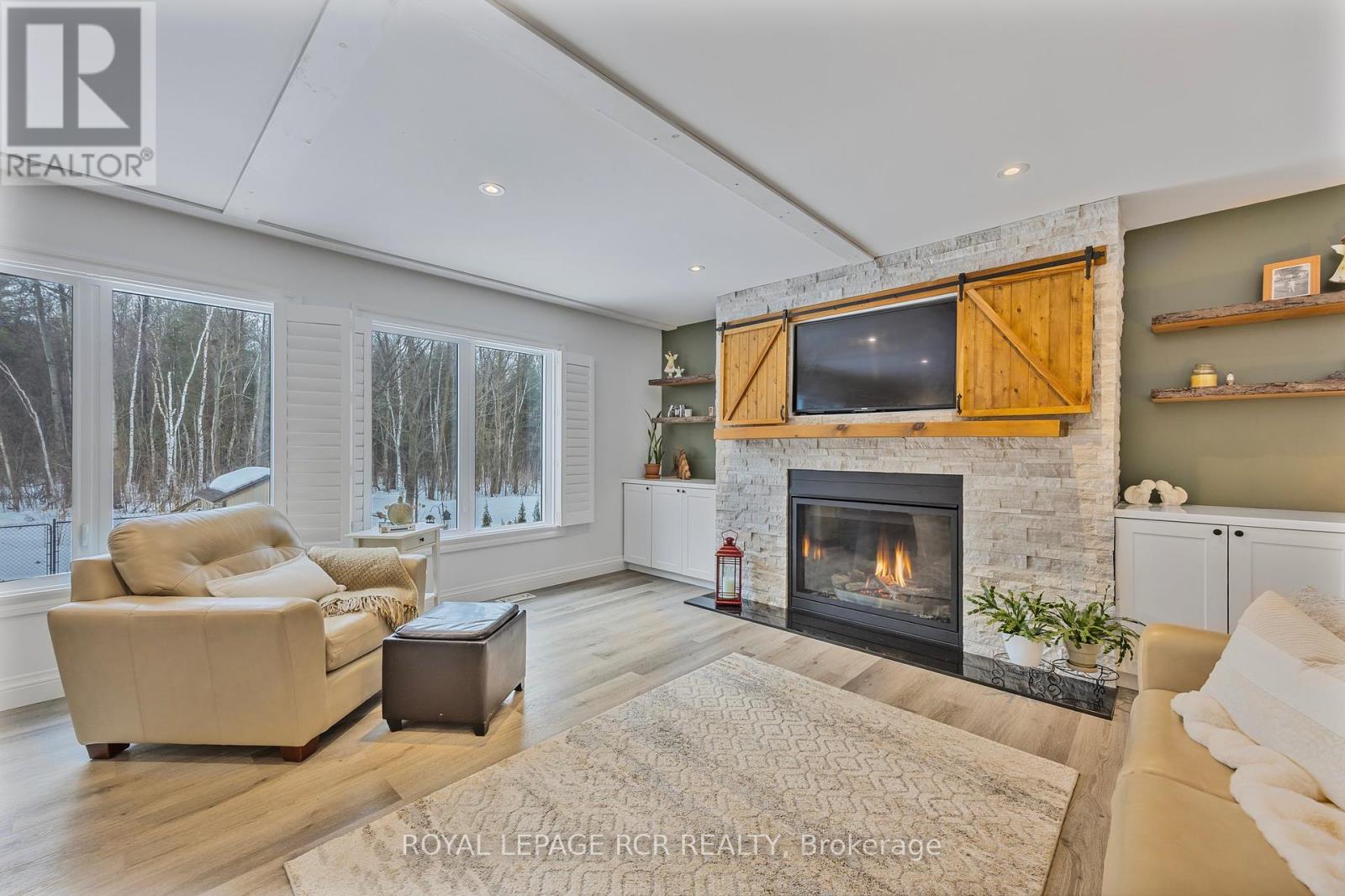236 Simcoe Street N, Clearview, Ontario  L0M 1S0 - Photo 18 - S12201890