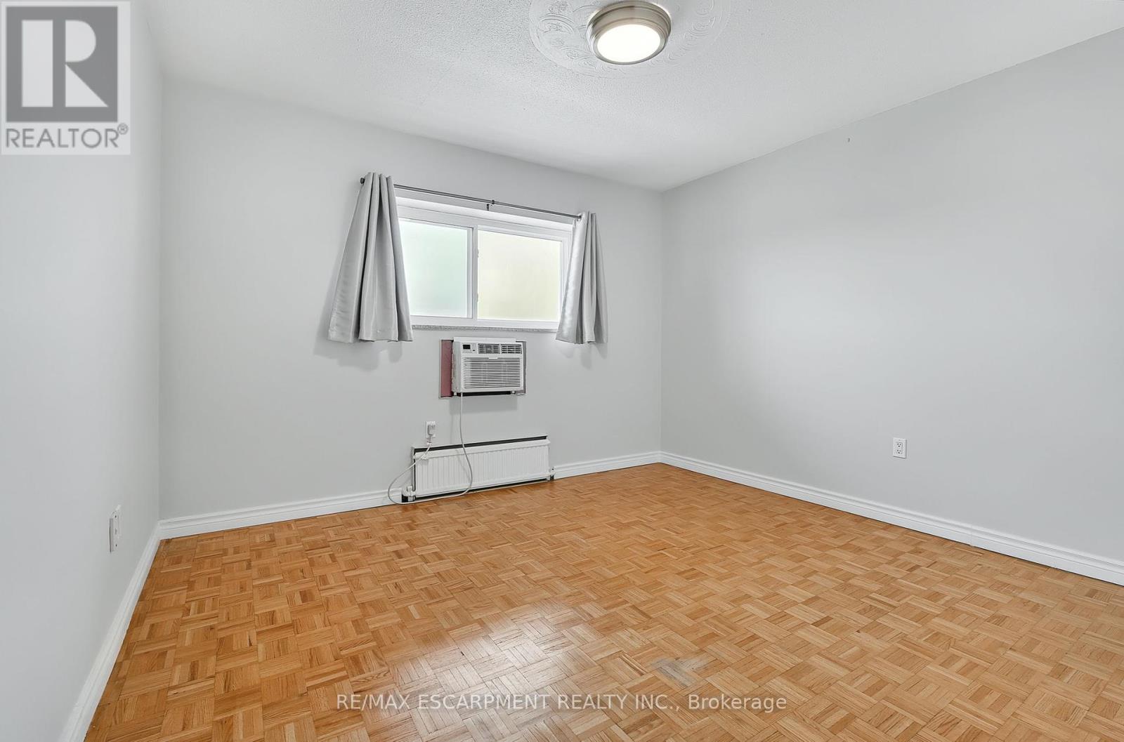 708 - 8 Woodman Drive S, Hamilton, Ontario  L8K 4C9 - Photo 18 - X12198668