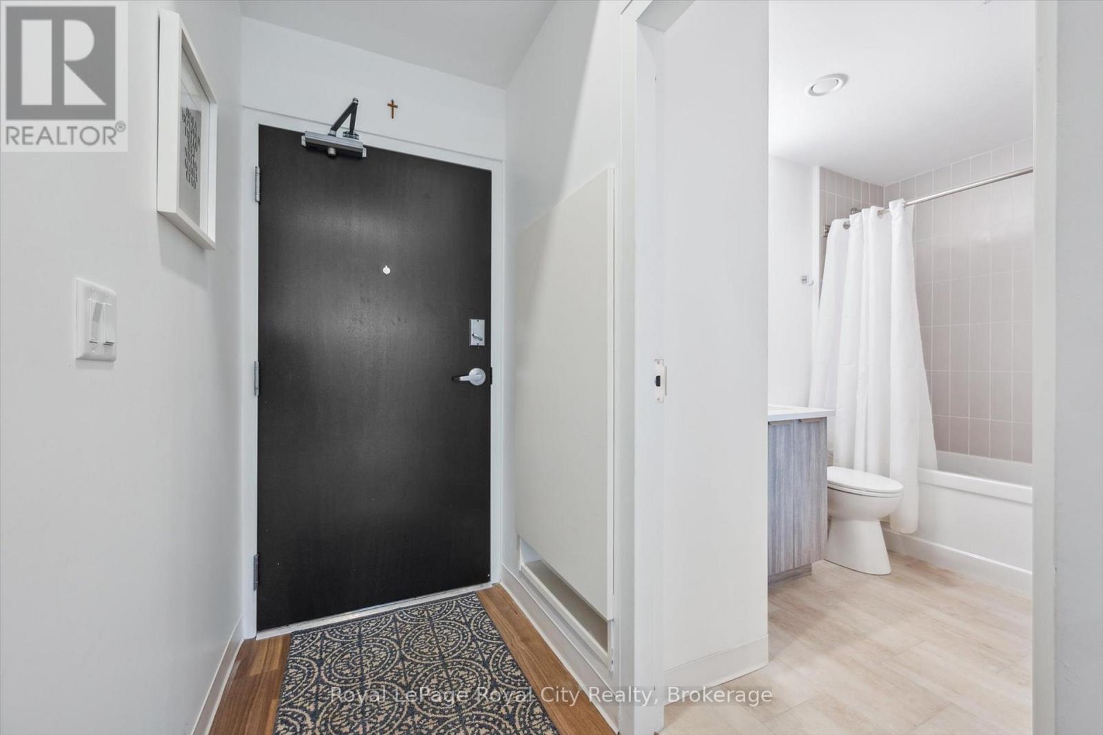 Property at 522 - 120 HURON STREET image 4