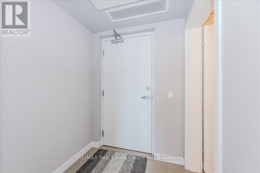 612 - 308 Lester Street, Waterloo, Ontario N2L 0H9 - Photo 3 - X12202019