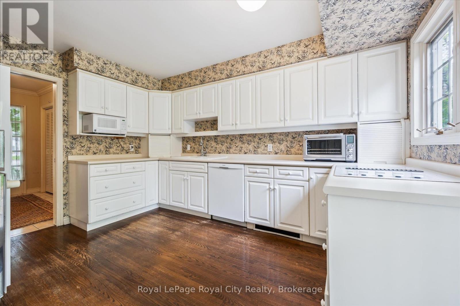 29 Lynwood Place, Guelph, Ontario N1G 2V9 - Photo 19 - X12202033