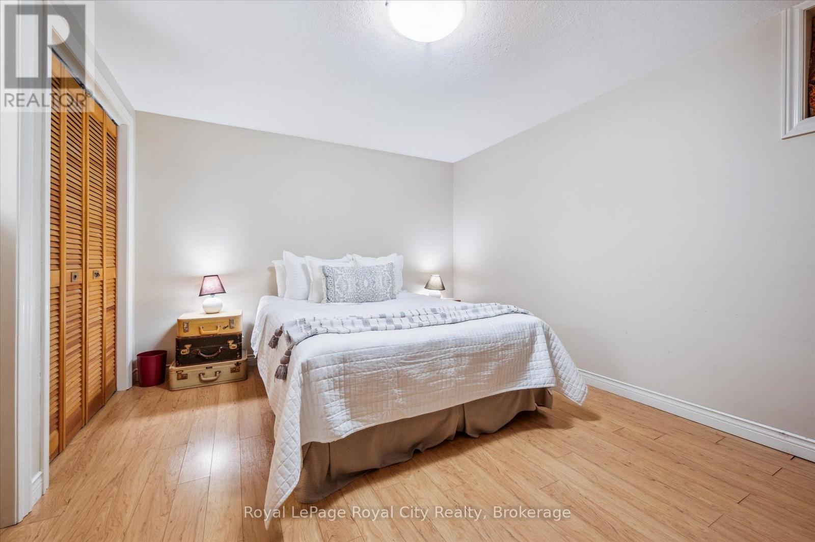 29 Lynwood Place, Guelph, Ontario N1G 2V9 - Photo 34 - X12202033