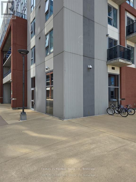 215 - 130 Columbia Street W, Waterloo, Ontario  N2L 0G6 - Photo 1 - X12202066