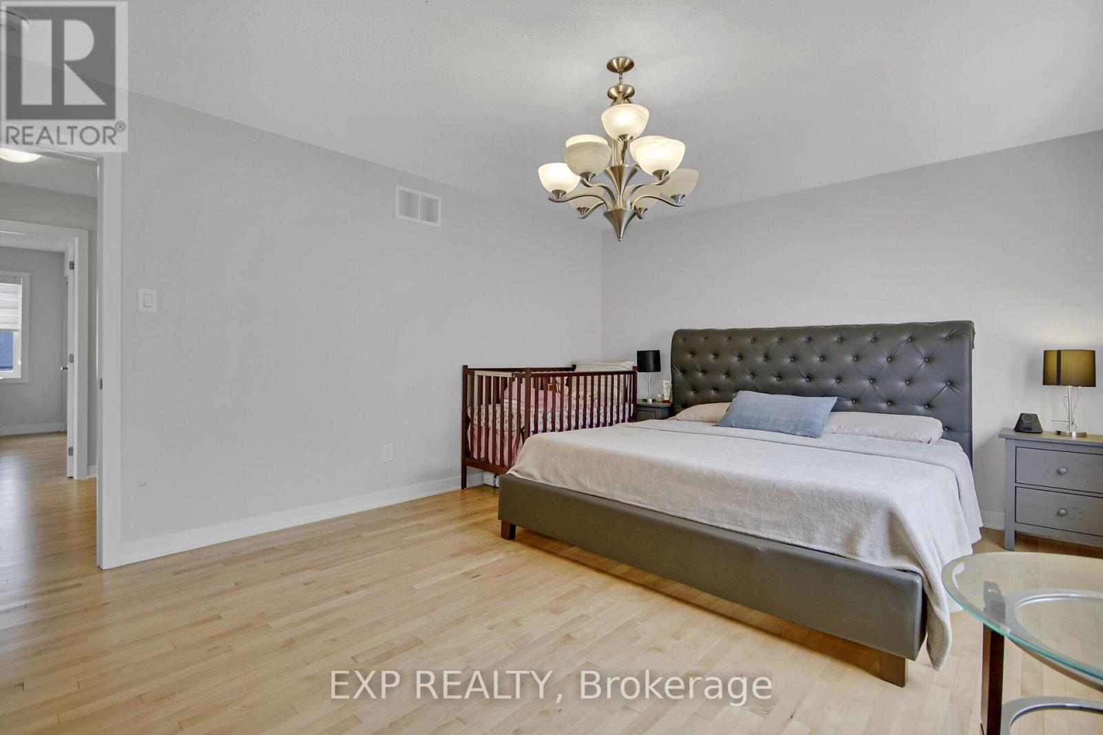 2021 Elevation Road, Ottawa, Ontario  K2J 6W6 - Photo 23 - X12201927