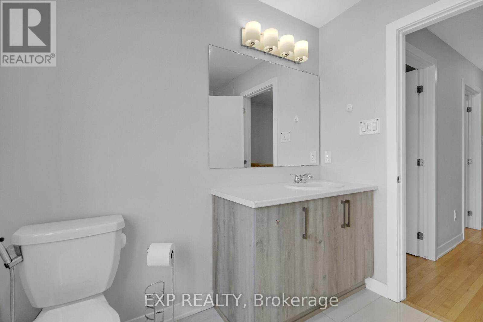 2021 Elevation Road, Ottawa, Ontario  K2J 6W6 - Photo 33 - X12201927