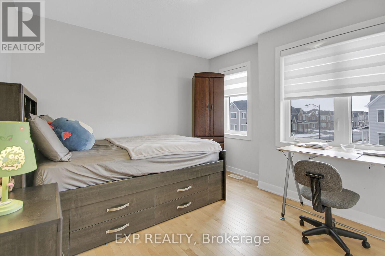 2021 Elevation Road, Ottawa, Ontario  K2J 6W6 - Photo 34 - X12201927