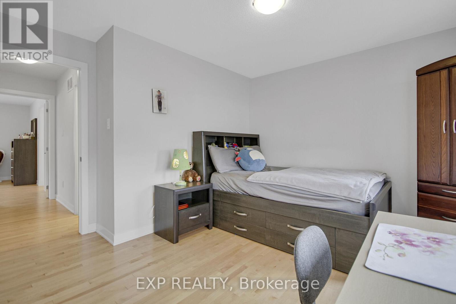 2021 Elevation Road, Ottawa, Ontario  K2J 6W6 - Photo 36 - X12201927