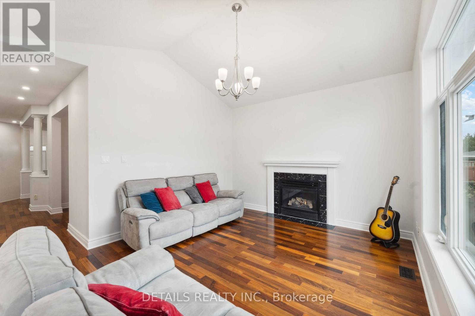 85 Calaveras Avenue, Ottawa, Ontario  K2J 4Z7 - Photo 11 - X12201934
